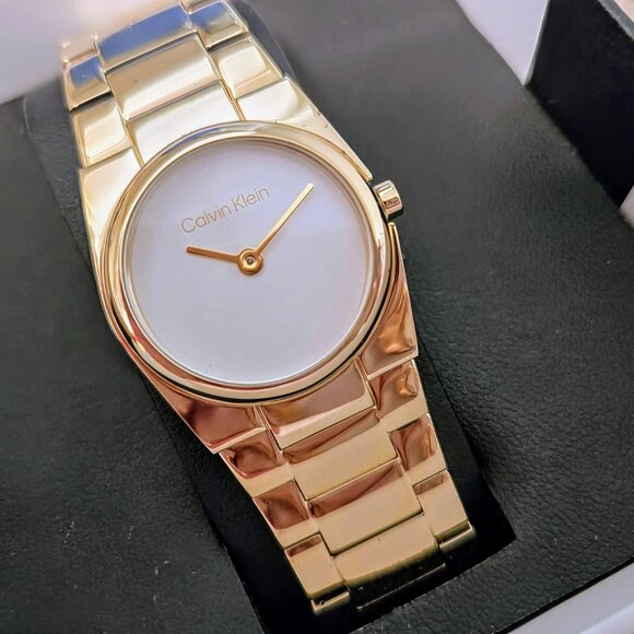 Women's Gold Tone Watch - Picture 7 of 7